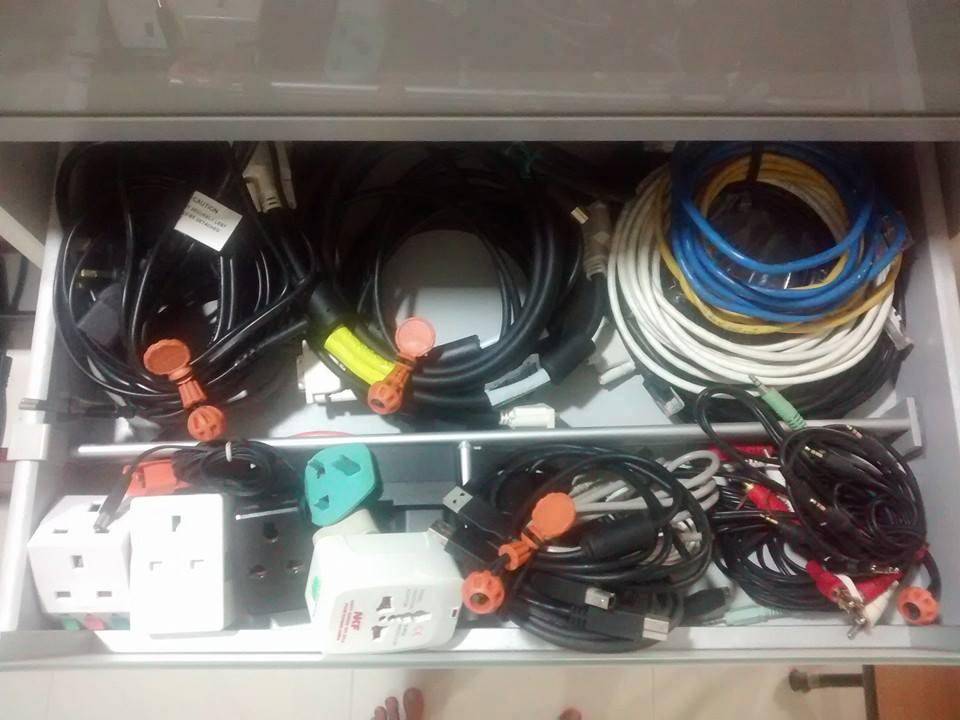 Drawer cables organized
