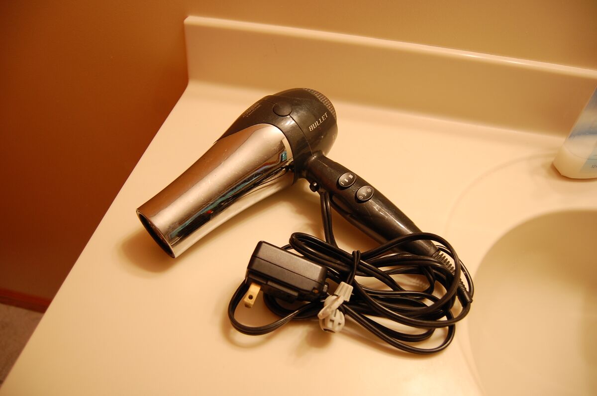 Hairdryer cord bundled