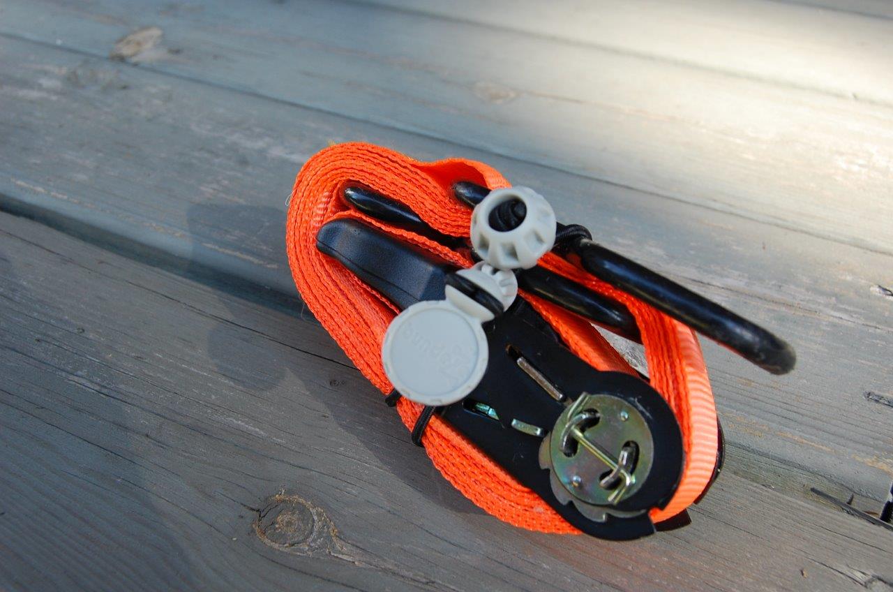 Ratchet strap bundled vs messy